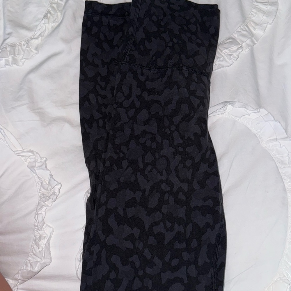 lululemon wonder under leggings size 6 25 inch